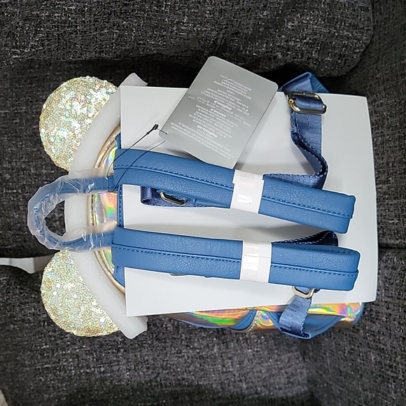 Loungefly x Disney Parks Minnie Mouse EARidescent Mini Backpack - Picture 3 of 9